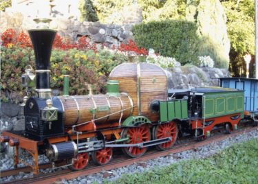 Die Spanisch-Brötli-Bahn am Katzensee. (dampfbahn-katzensee.ch)