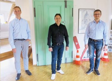 Von links: Dirk Mennenga, dipl. Ing. FH, GL bei IngWare AG, ingware.com; Urs Stäheli, Leiter Entwicklung bei Sorba EDV AG, sorba.ch; Markus Tretheway, CEO BuildingPoint AG, buildingpoint.ch.