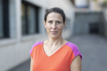 Nora Dainton leitet seit Anfang April 2025 ad interim das Institut Digitales Bauen der Fachhochschule Nordwestschweiz. (Foto: FHNW)