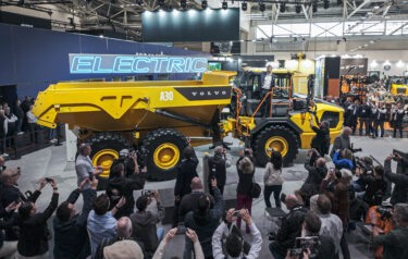 Premiere des weltweit ersten batterieelektrischen Dumpers ihrer Grössenklasse. (Foto: pd)