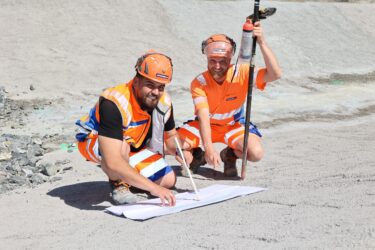 Die Schweizer Baumeister sind bereit, weiterhin hohe Löhne zu zahlen, fordern jedoch auch mehr Spielraum bei der Gestaltung der Arbeitsverträge. (Foto: SBV)