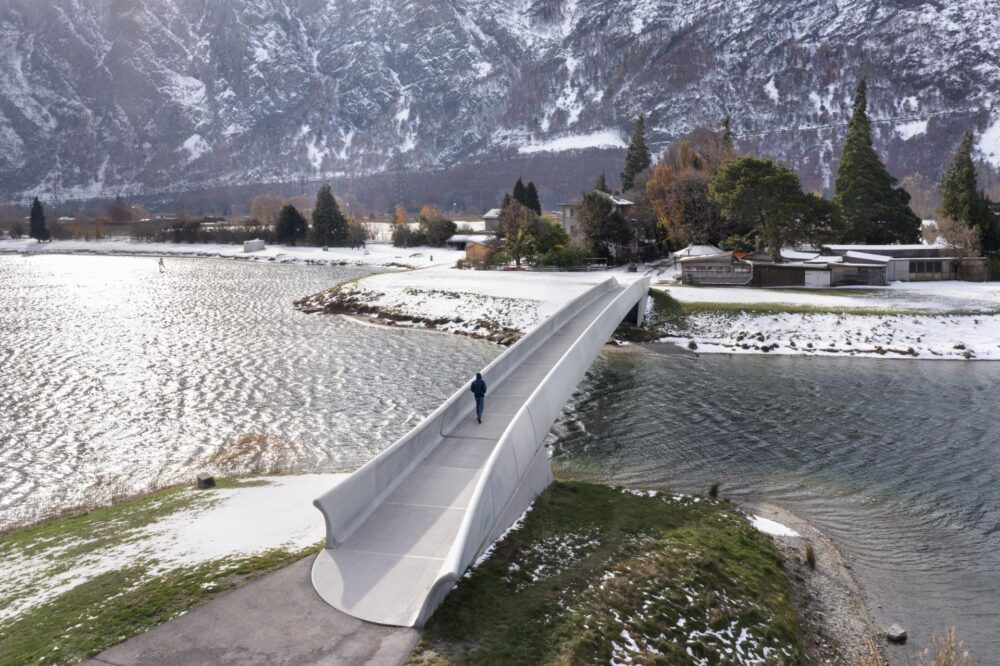 Die neue Passerelle du Rosel bei Martigny (VS) besteht aus Ultra-Hochleistungs-Faserverbundbeton. (Foto: Betonsuisse)