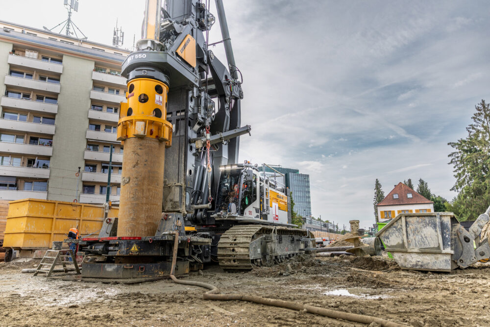 Das LB 55 bei der Erweiterung der U-Bahn-Linie U5 in der Münchner Innenstadt. (Foto: pd)