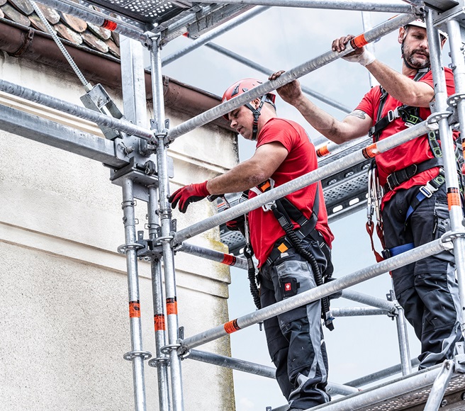 Ob Dachdecker oder Maler, Zimmerer oder Stuckateur, für jedes Gewerk bietet Layher das passende Gerüstsystem. (Foto: pd)